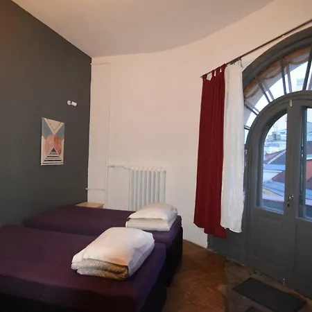 One Old Town Hostel