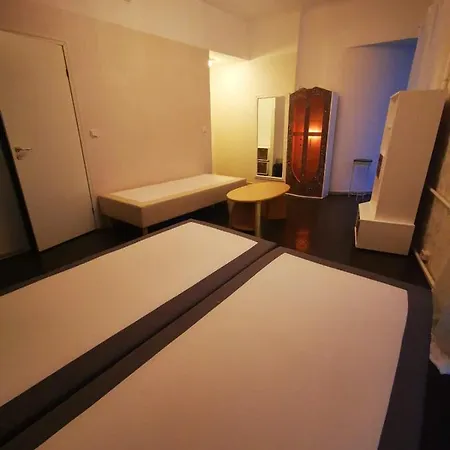 One Old Town Hostel